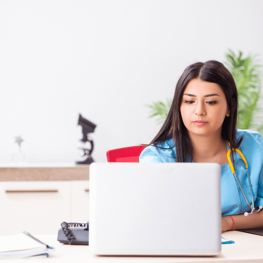 How Travel Nurses Can Adopt Telehealth Accessibility on the Road