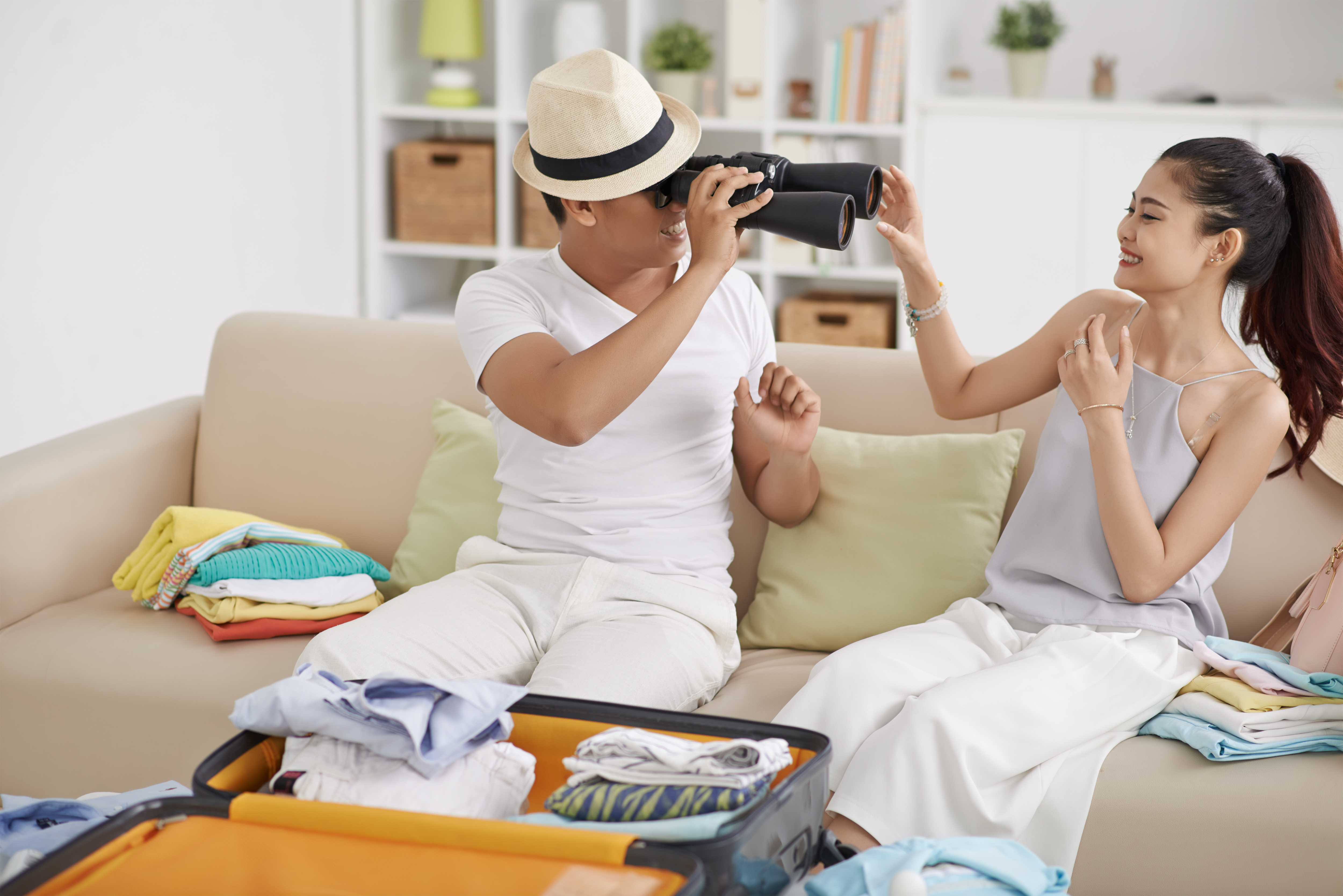 Nurse Travel with A Spouse or "Tag-A-Long"