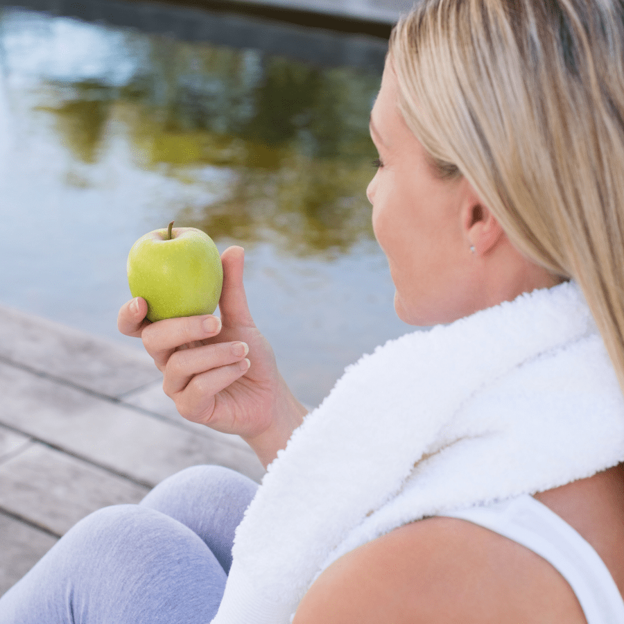 Healthy Snacks on the Go for Travel Nurses
