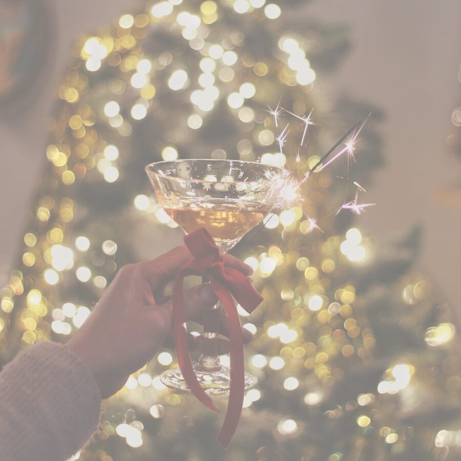 Ways to Celebrate the Holidays During a Travel Nurse Assignment