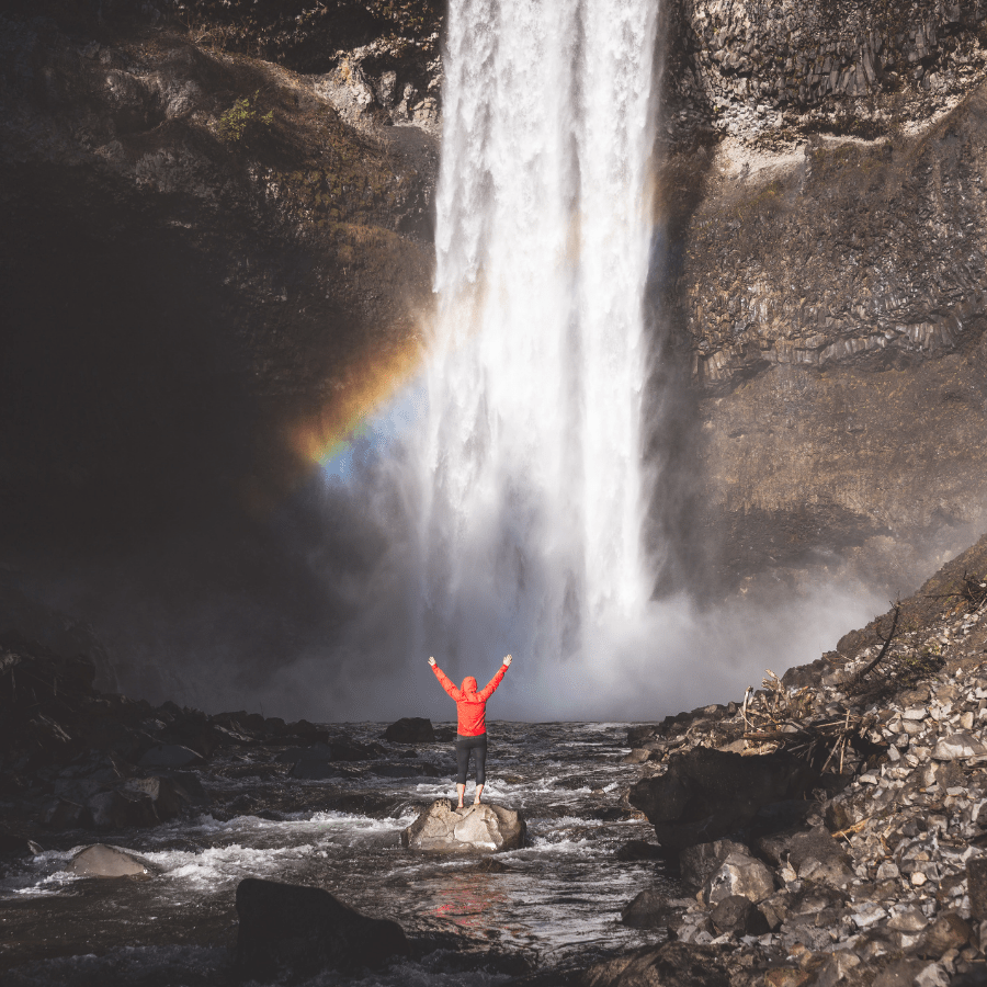 How to Keep Your Adventurous Soul Alive as a Travel Nurse