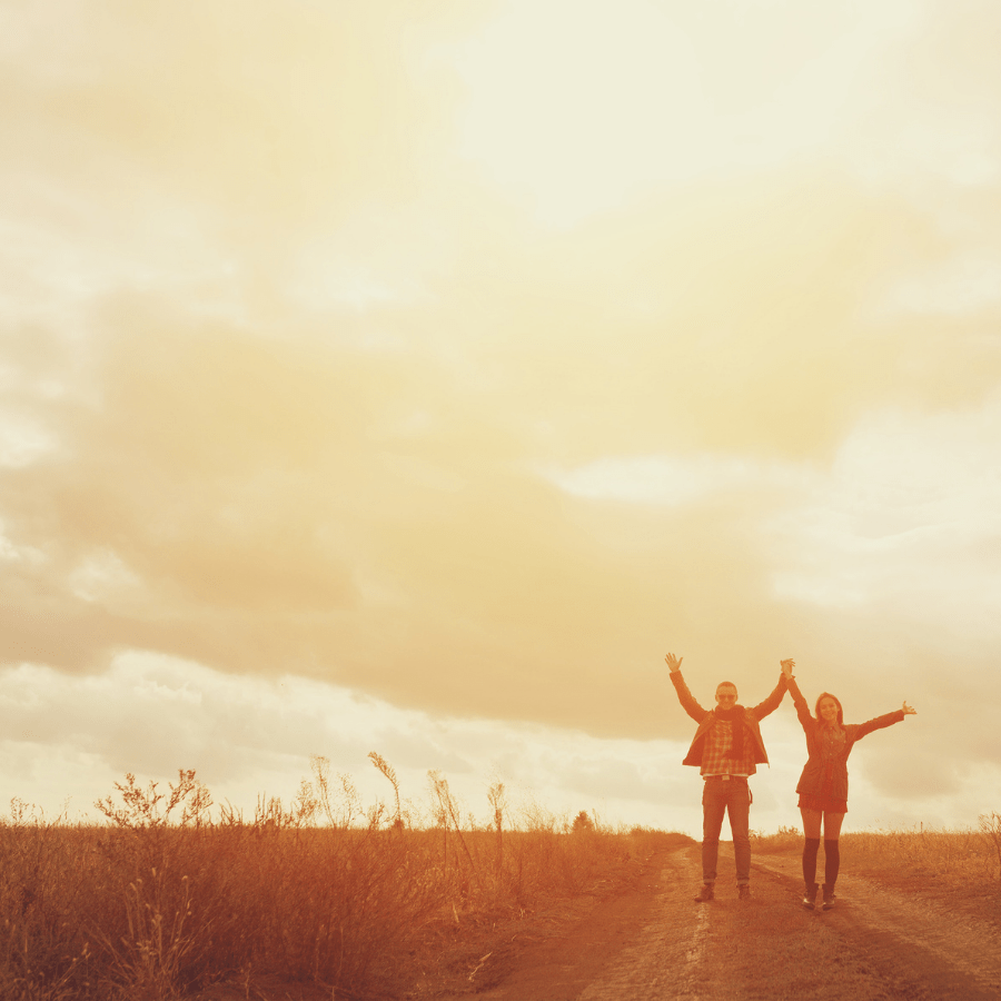 Why it's Important for Travel Nurses to Continue Dating