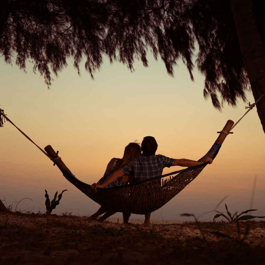 Travel Nursing Tips: Maintaining Your Long-Distance Relationship on Assignment