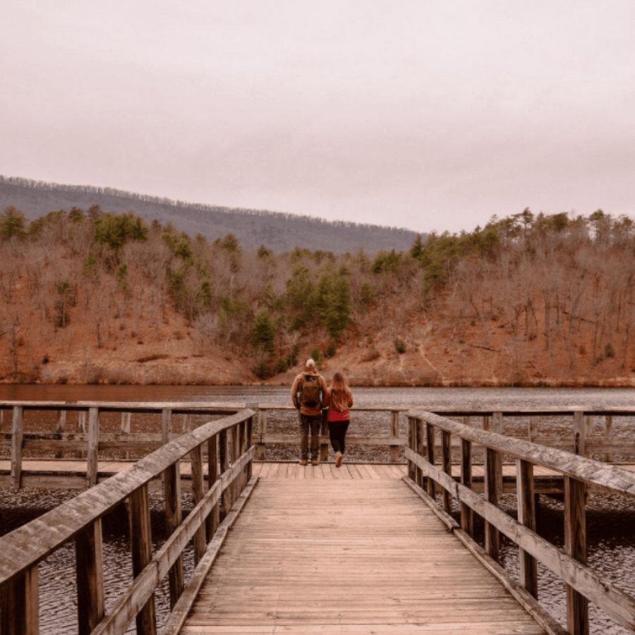 Tips to Keep Your Relationship Strong and Special as a Travel Nurse